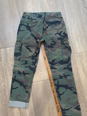 Gap Cargo Camo Pants